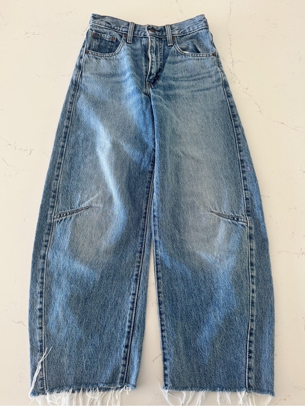 Levi’s Cinch Barrel Jeans Size 24 Blue High Rise Barrel Leg Raw Hem